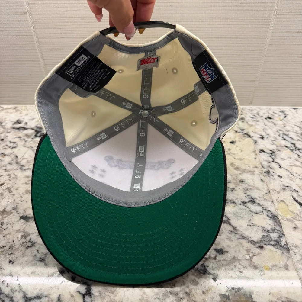 New Era Kansas City Chiefs Cream & Black Super Bowl Champions Snapback - Picture 5 of 5